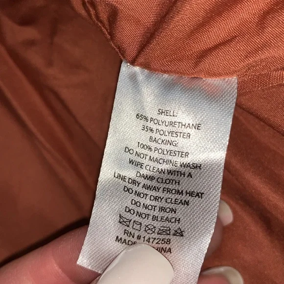 Simply Southern Tan Vegan Leather Puffer Vest NWT | XL | Adjustable Waist - Picture 8 of 8